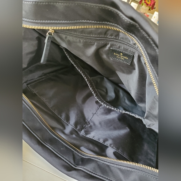 Kate Spade Chelsea Diaper/Laptop/Travel bag - Picture 4 of 14